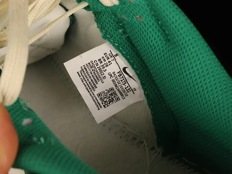All categories Nk SB Dunk Series Nk SB Dunk Low Low-top sneakers Nk Dunk Low "Green And Gold" Refreshing green color SB Dunk Series low-top casual sports skateboard shoes FB7173-131